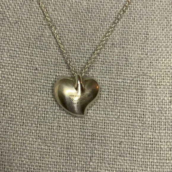 Elsa Peretti Full Heart Pendant Necklace in Sterling